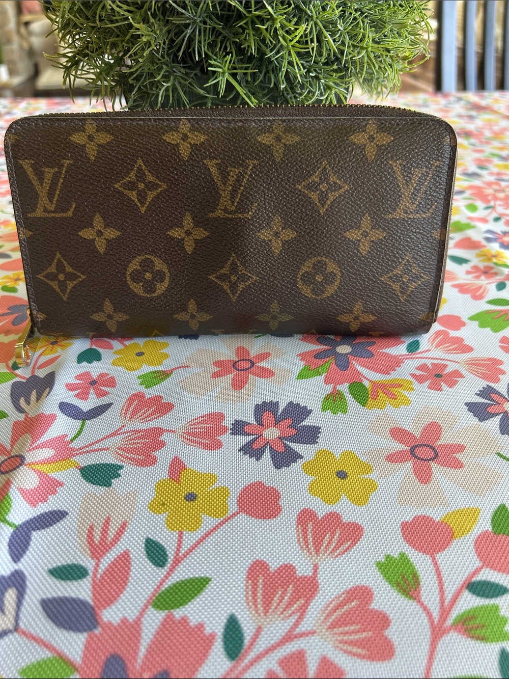 Louis Vuitton Monogram Zip Around Wallet - Brown and Gold
